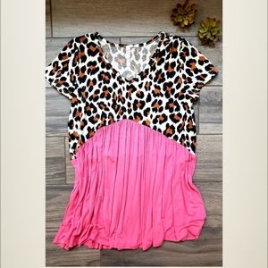 Gorgeous flowy blouse